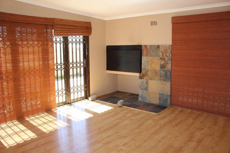 2 Bedroom Property for Sale in Glenwood Western Cape